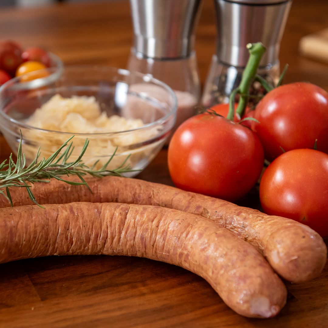 Premium spicy Hunter sausage for charcuterie and recipes