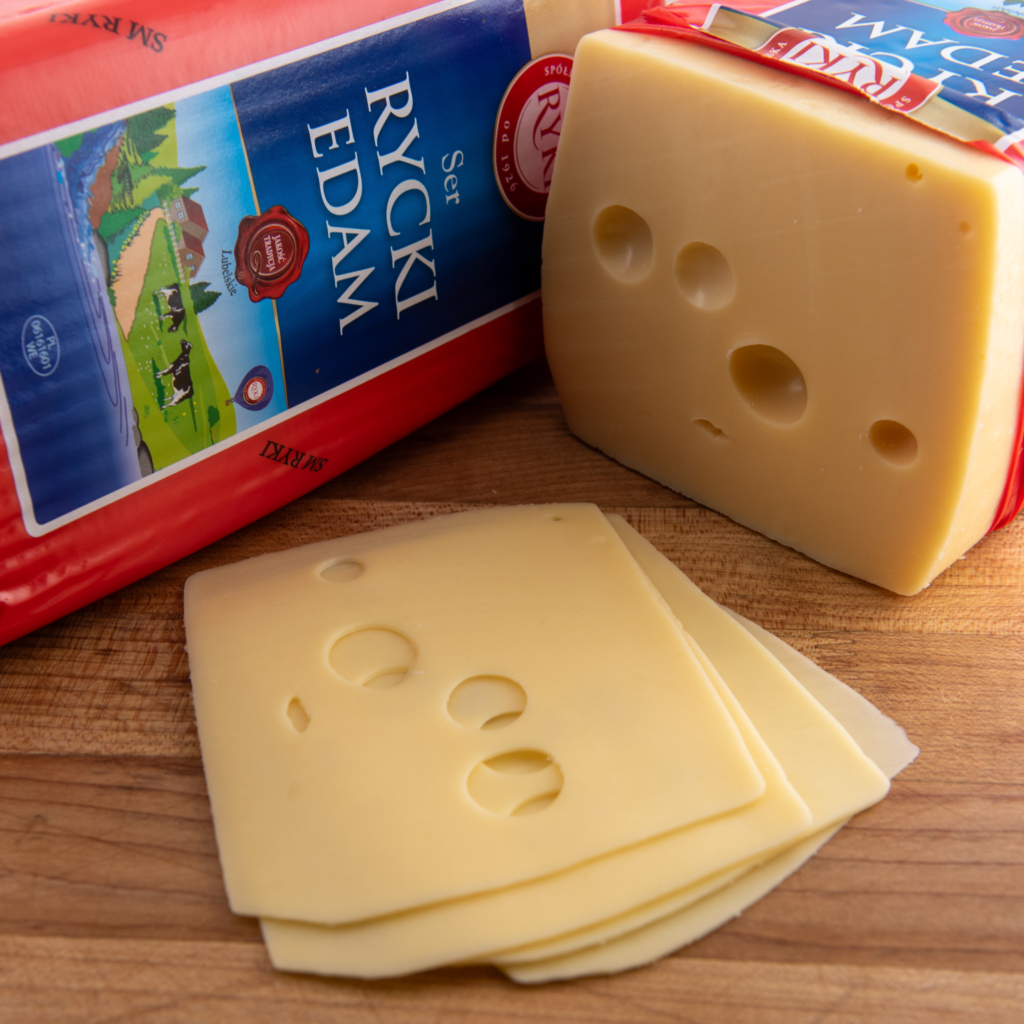 Rycki Edam Polish cheese SM Ryki